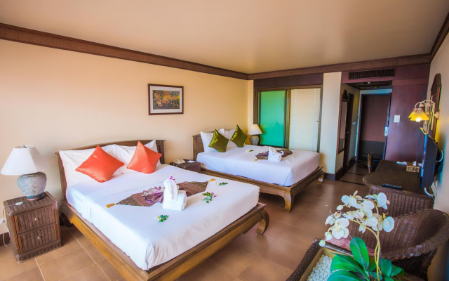 Samui Bayview Resort & Spa