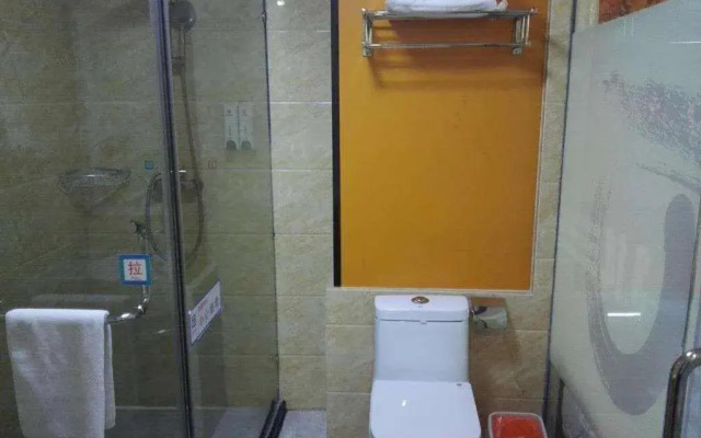pai Hotel (Beijing Shahe Metro Station)