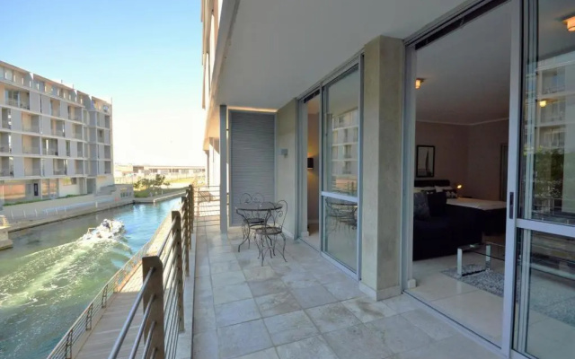 Harbour Bridge - Waterfront Precinct