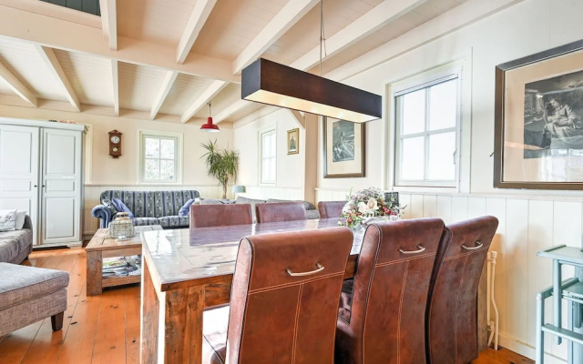 Holiday Home in Overberg With Garden and Terrace