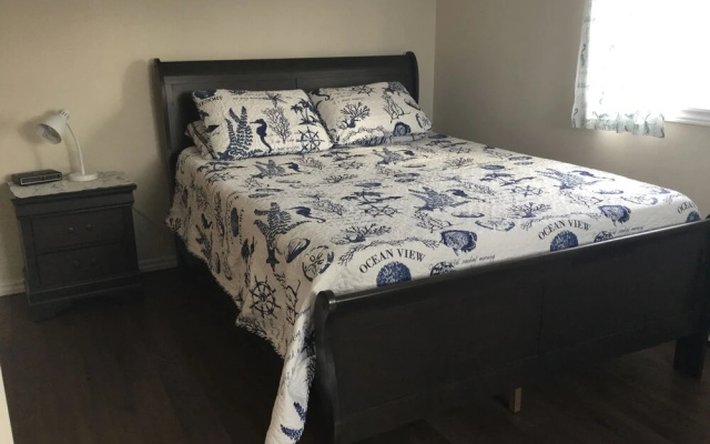 Whale Cove Inn