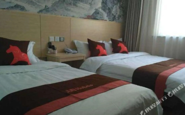 Junyi Hotel Chain (Anyang Railway Station North Street Branch)