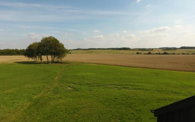 Rustic 1-bed Holiday Home in Suffolk Countryside