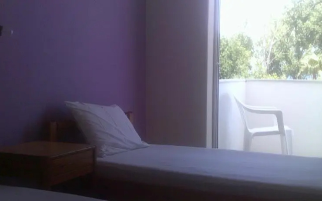 Anthonys Kavos Hostel House