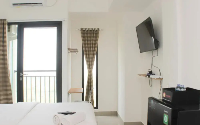 Fancy And Nice Studio Apartment At Sayana Bekasi
