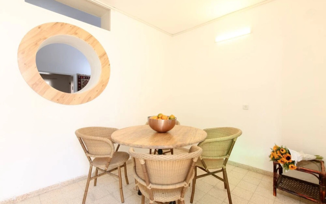 Authentic Neve Tsedek Style House