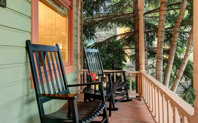 Abode at Heirloom House