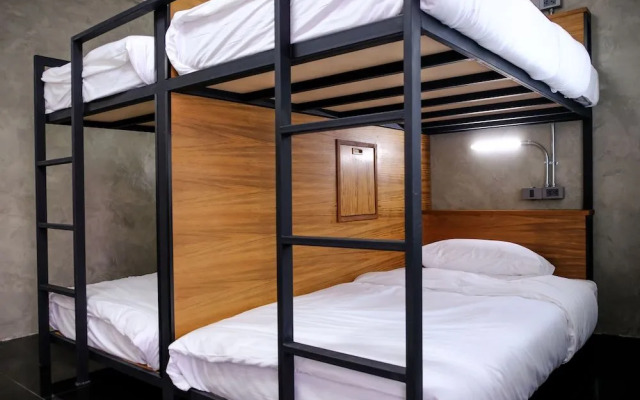 Baan Lung Poshtel - Hostel