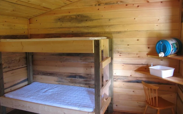 Fort Wells Gray Rustic Cabins Hostel