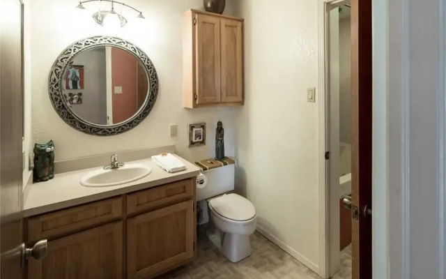 La Luz Lodge - Two Bedroom Cabin