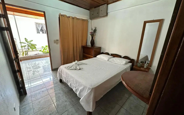 Cocobolo Guest House
