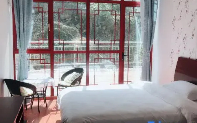 Yuxian Yuzhu Mountain Villa