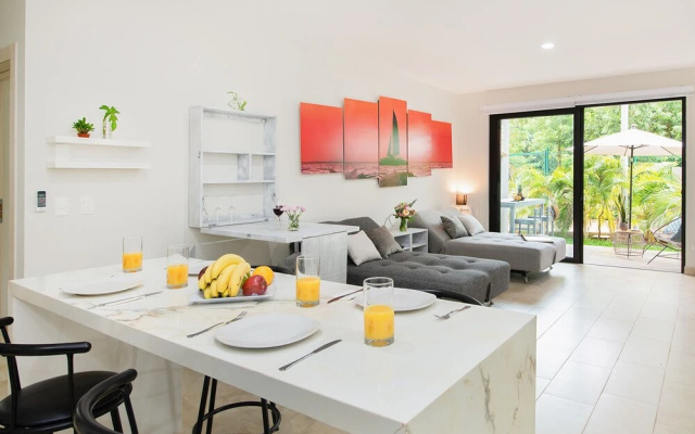 Private Garden Condo by Concierge4u