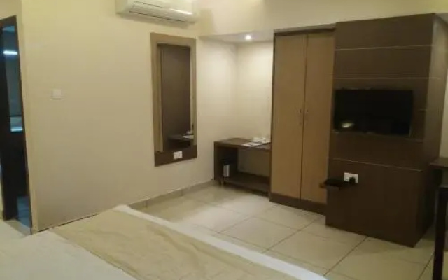 Hotel Shivaprasad Grand