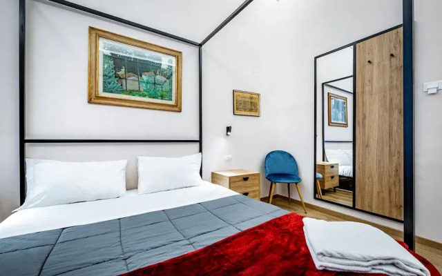 Five Suites Mantellate
