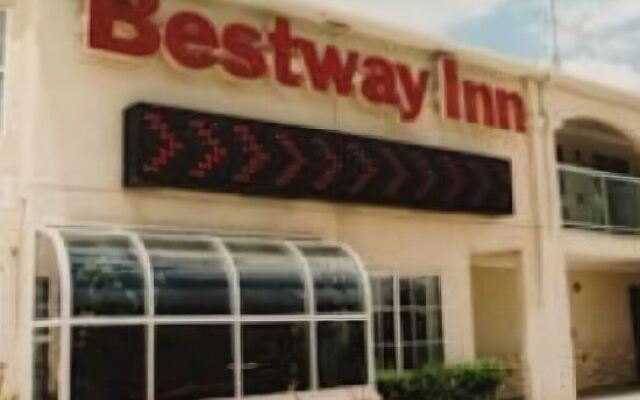 Bestway Inn Dallas 2