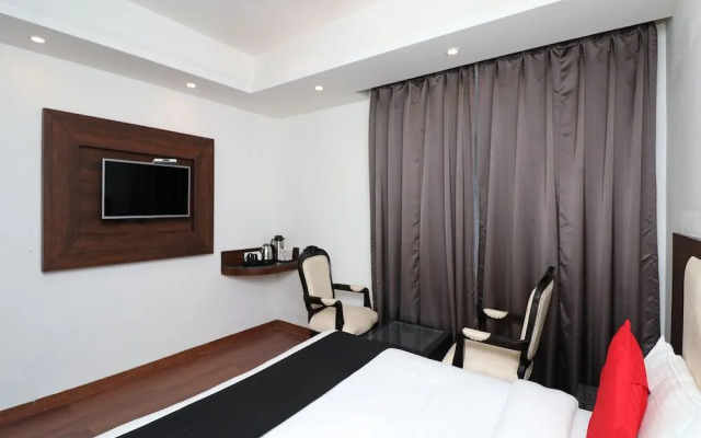 Capital O 26634 Grand Sm Regency