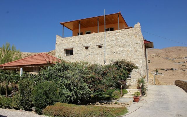 Отель Petra Bed & Breakfast Иордания, Вади-Муса - отзывы, цены и фото номеров - забронировать отель Petra Bed & Breakfast онлайн вид на фасад