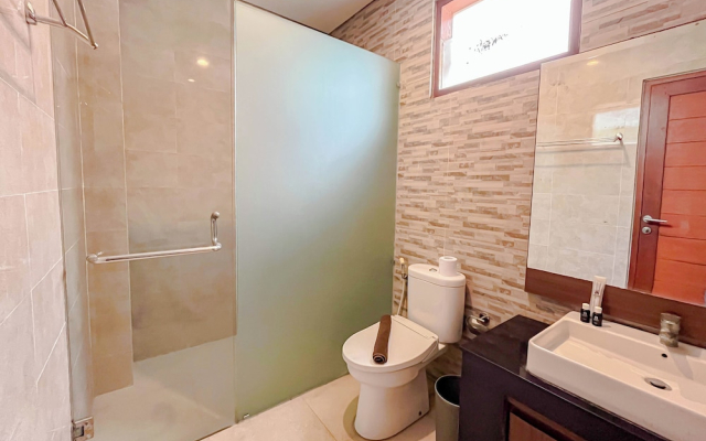 Comfortable And Pleasant Studio At Villa Casa De Uli
