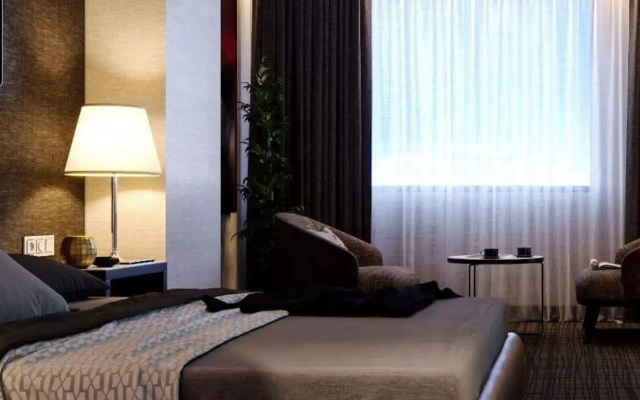 Grand Isias Hotel