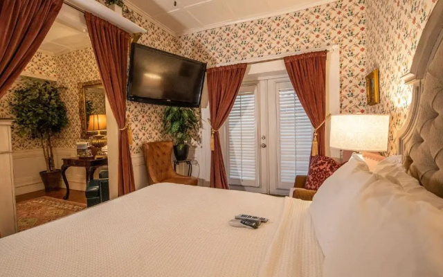 Casablanca Inn on the Bay