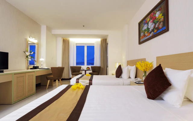 Sunrise Hotel