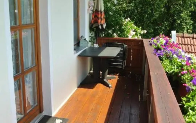 Haus Am Waldrand - Ferienwohnung Augustin