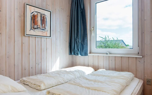 6 Person Holiday Home in Hejls