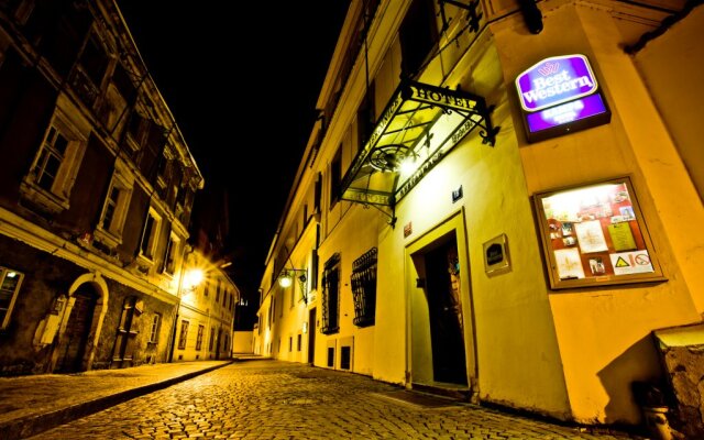 Hotel Kampa вид на фасад