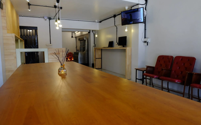 Sleep Owl Hostel