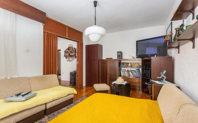 Nice Apartment in Cavle With Wifi and 2 Bedrooms