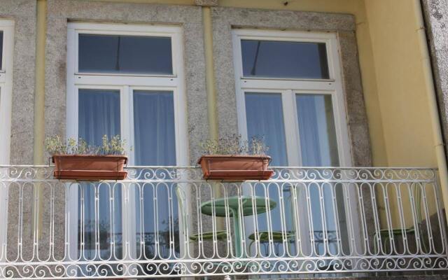 Отель Oporto City Flats - Ayres Gouvea House вид на фасад