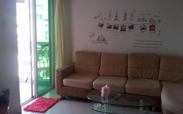 Апартаменты Shenzhen Leyi Family Apartment комната для гостей