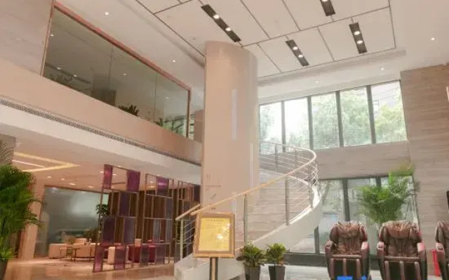 LiXi Hotel (Wuhan University of Science and Technology Qingshan Campus)