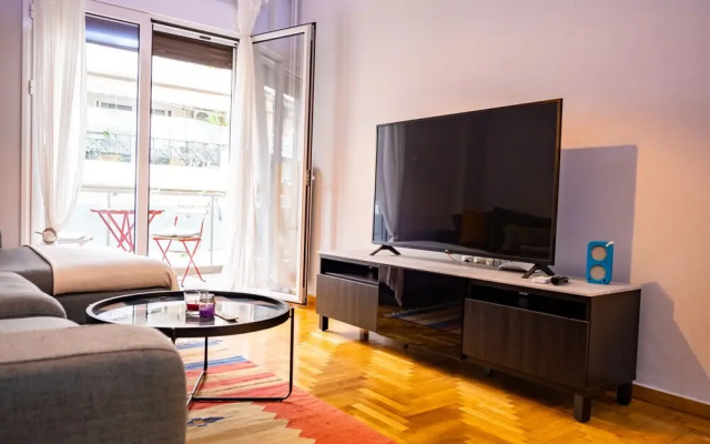 Enjoy Sunsets Fully Equiped 2-bed Apartment Athens