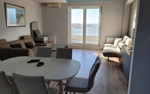 Club218 Wellness Apartments