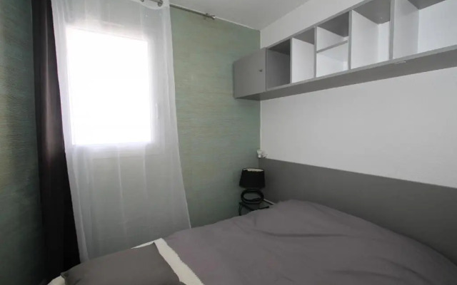appartement vue mer dans residence avec piscine