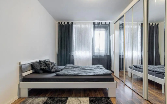 Id 5502 - Private Apartment