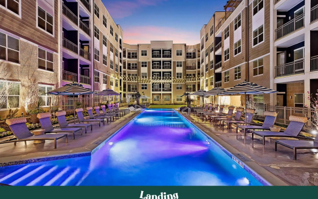Landing | Modern Apartment with Amazing Amenities (ID6390)