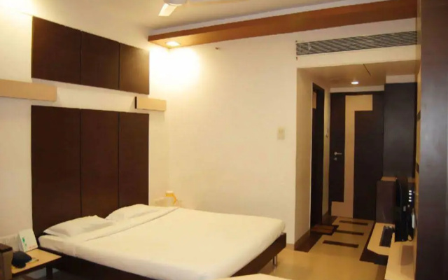 Vista Rooms at Dhar Road