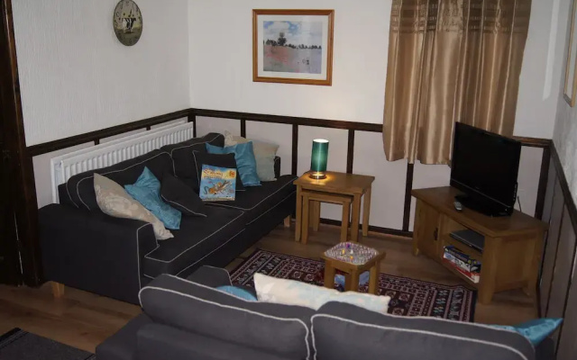Birchenfields Family Friendly Cottages, Play Barn for all Ages and Summer Hous