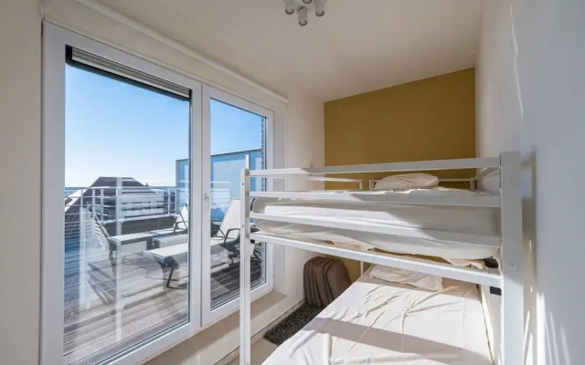 Exclusive Penthouse With 2 Sunny Terraces