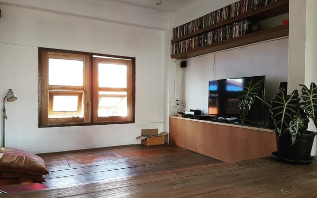 Nanan House Hostel