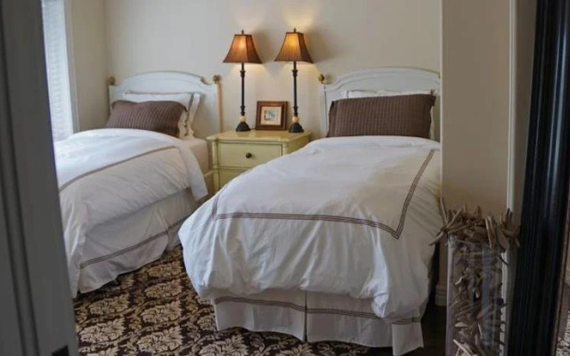The Doctor's House Inn & Spa