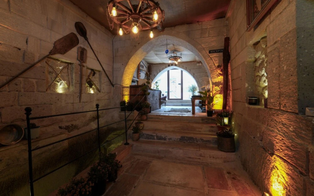 My Cave Suite