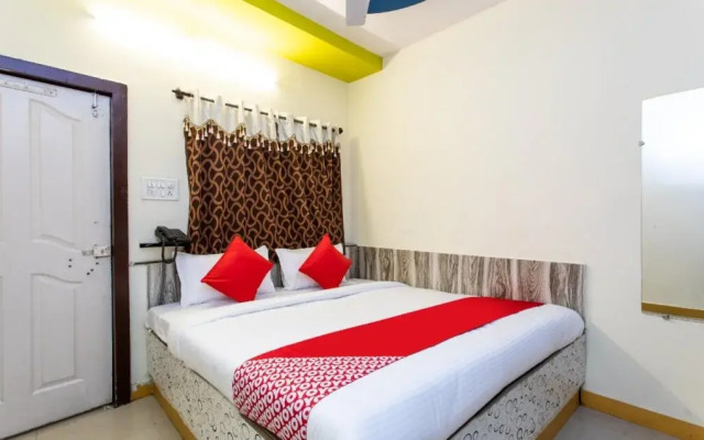 Oyo 28582 Sanjar Guest House
