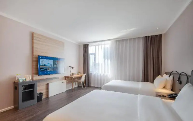 HanTing Hotel (Jinan Jing Fourth Road Provincial Eye Hospital)