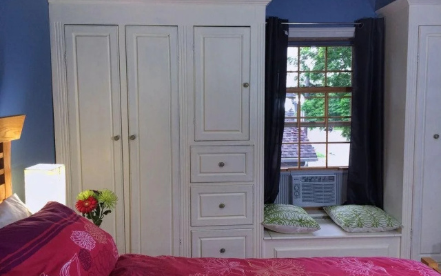 Dundas Glen Bed & Breakfast