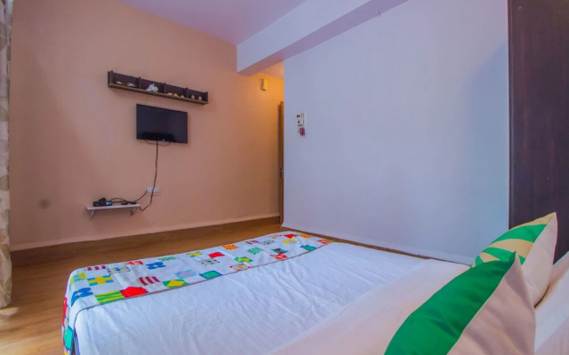 OYO 14906 Home 1BHK With Pool Carmona Beach