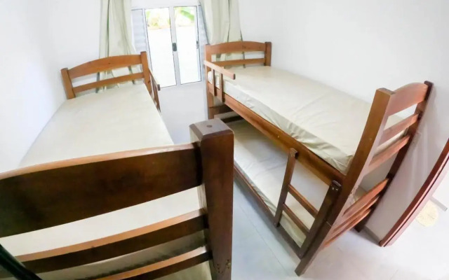 Apartamento Com Piscina E Churrasqueira